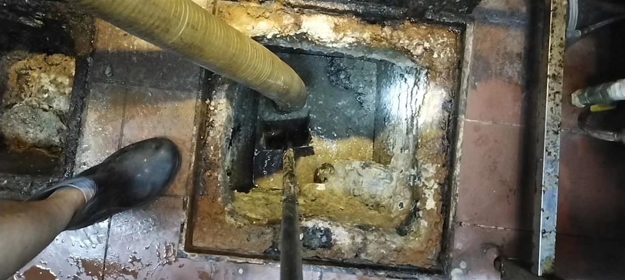 仁兴镇污水池清理一般都有毒气，怎么预防中毒呢？