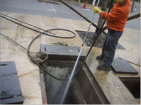 仁兴镇池底污泥如何清理