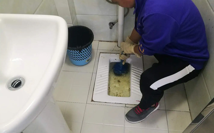 仁兴镇疏通蹲坑